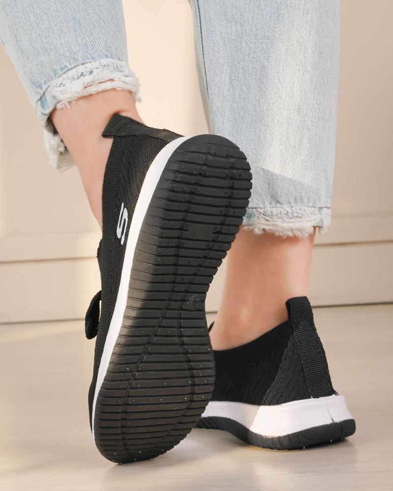 کفش اسکیچرز زنانه مشکی کد 26348