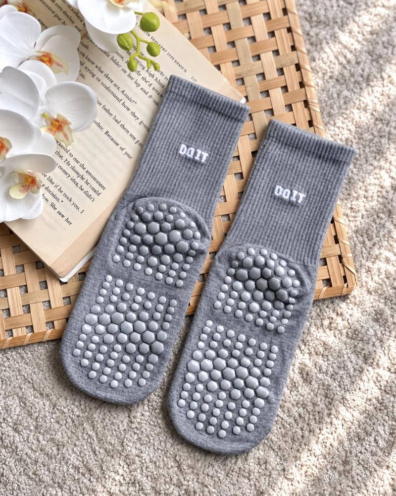 جوراب ساقدار کف ژله ای کد 30933