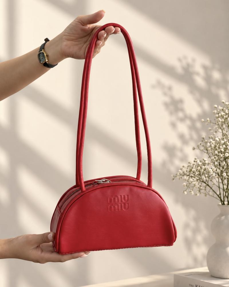 کیف صندوقی miu miu کد 30910