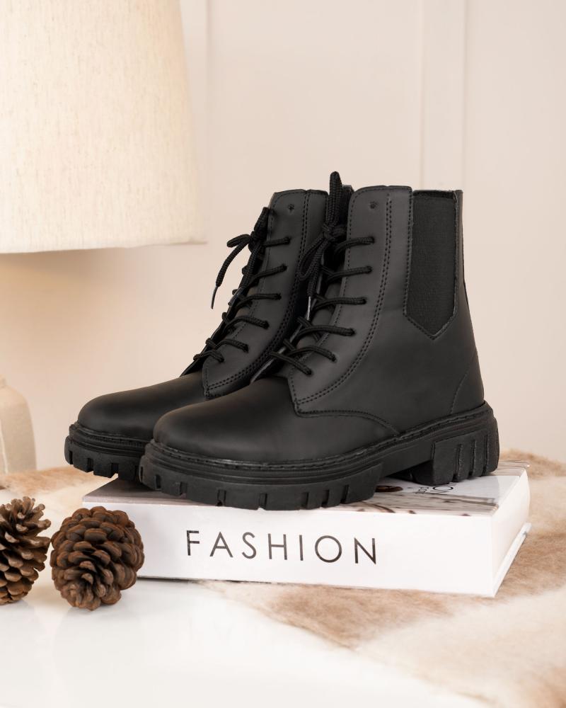 بوت زنانه مشکی پروا کد 25867