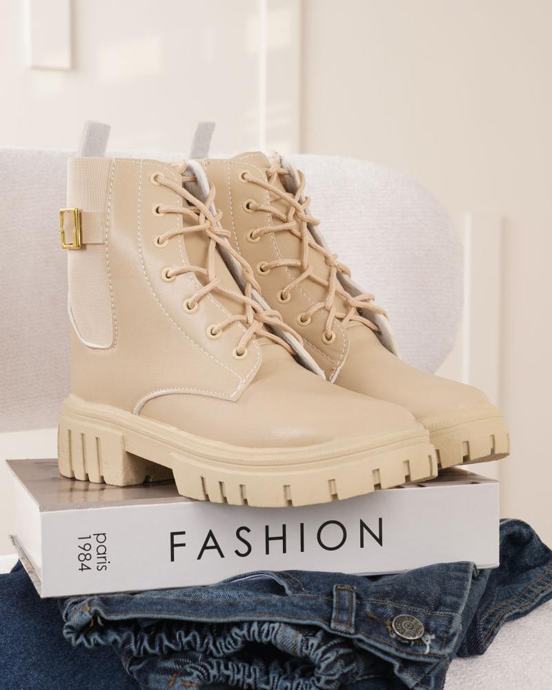 بوت زنانه ساده کرم کد 26190