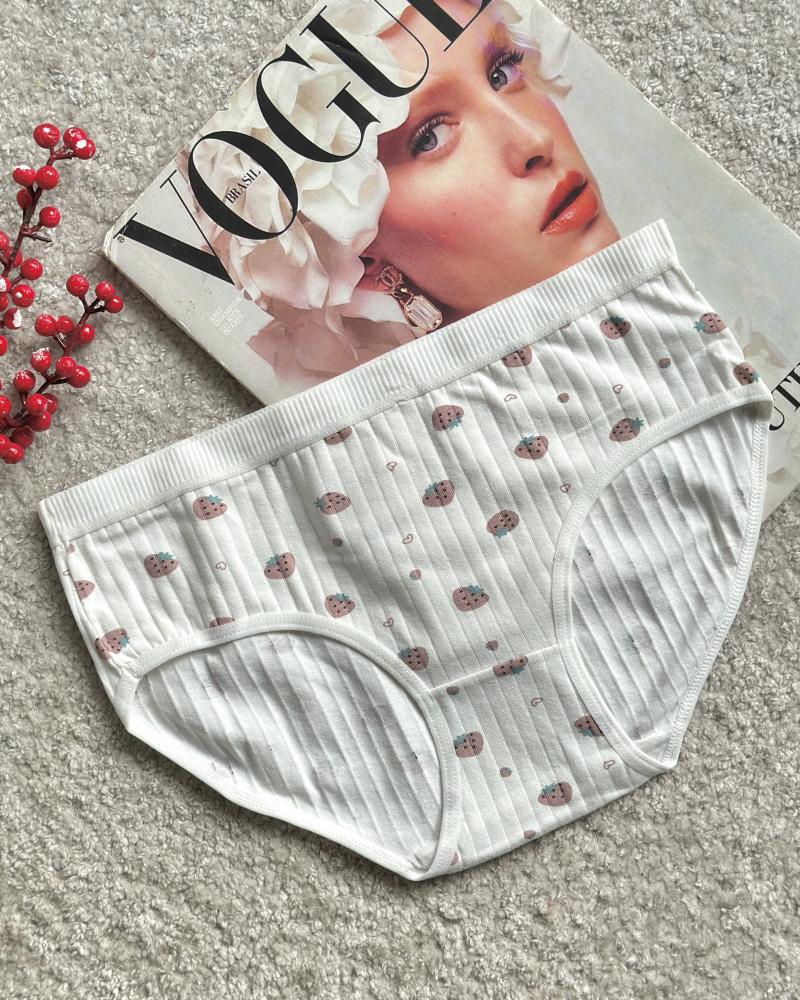 شورت strawberries کد 27227