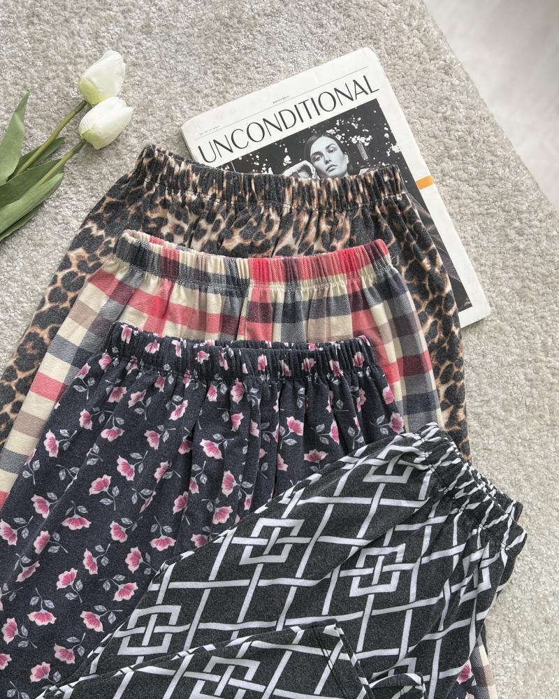 شلوارک راحتی طرحدار ( 2 سایز ) کد 27247