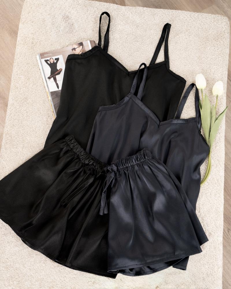 ست تاپ و شلوارک ساتن کد 27425