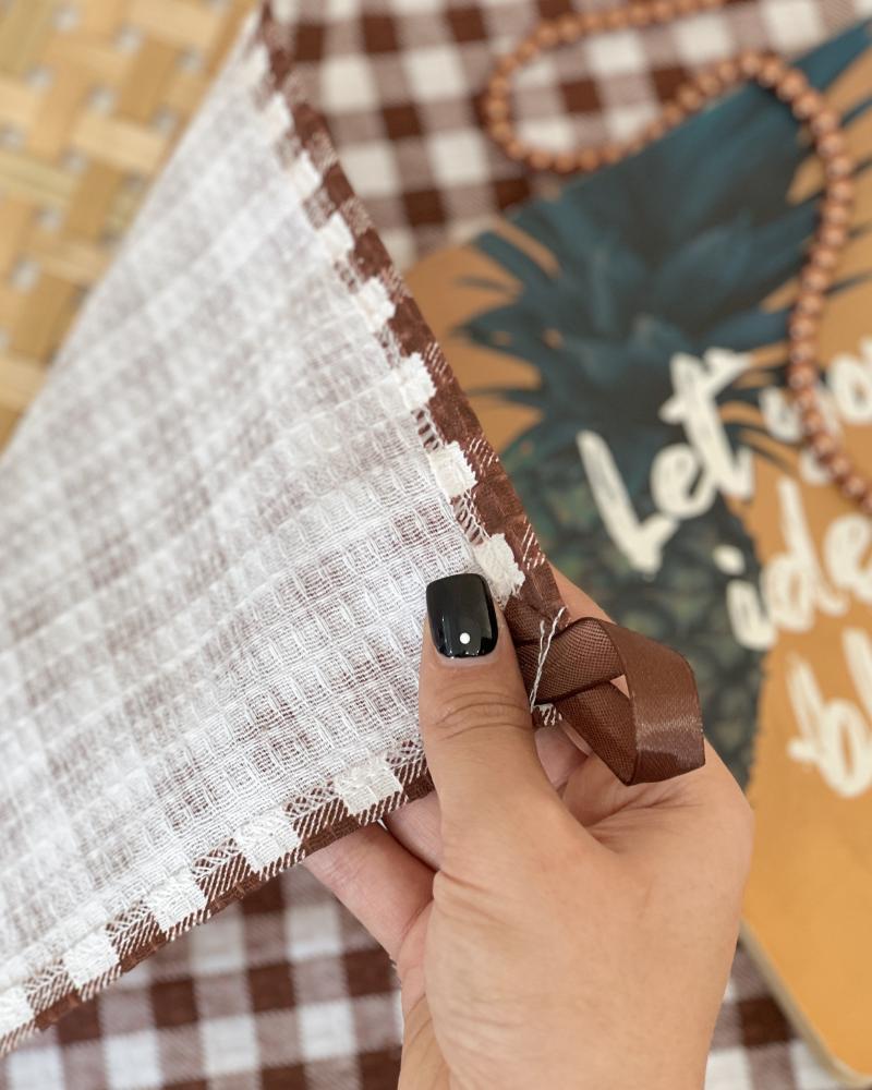 دستمال چهارخونه قهوه ایی کد 27282