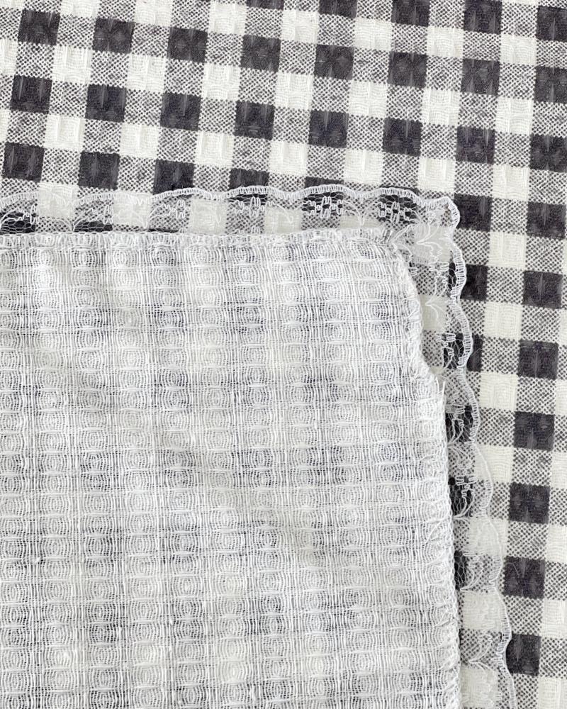 رومیزی چهارخونه طوسی کد 27307