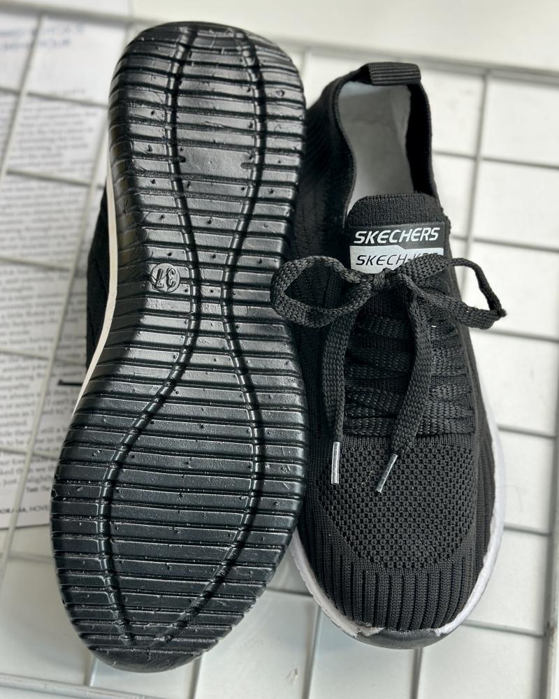 اسکیچرز زنونه ( ایراددار ) کد 28317