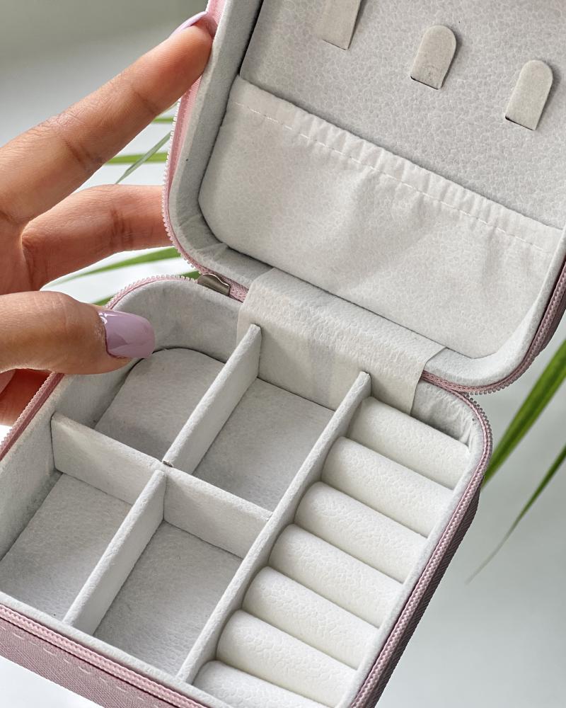 باکس جواهرات آرتینا کد 20950