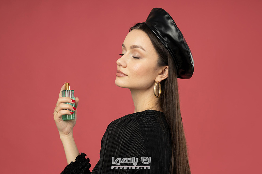 بهترین روش‌های استفاده از عطر برای ماندگاری بیشتر